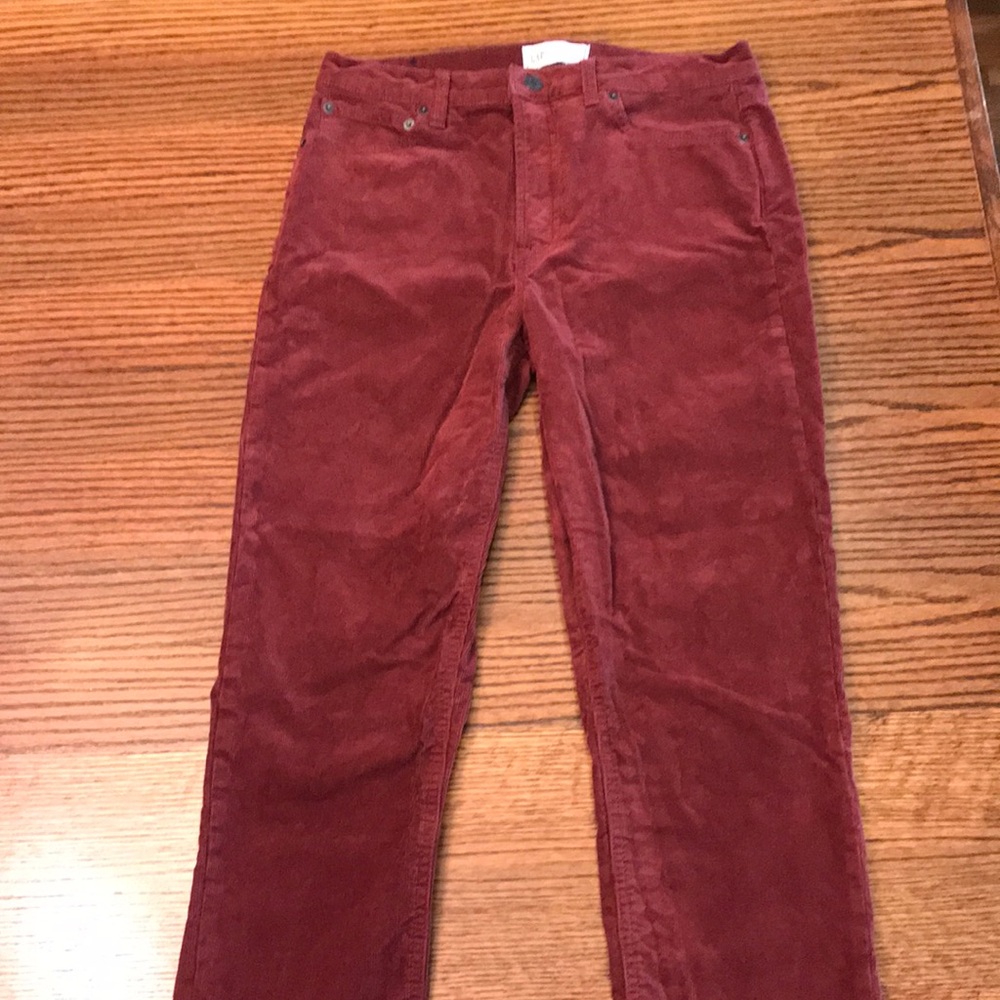 Gap Vintage Slim High Rise Cordouroy Pants. Size 10R/30. Burgundy color